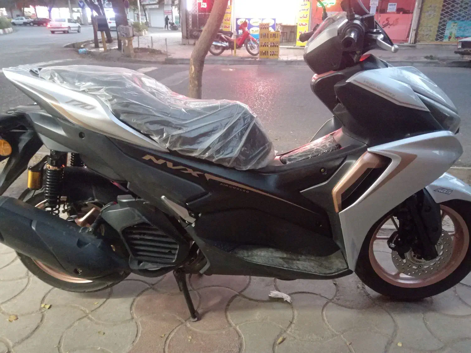 nvx170|موتورسیکلت|سبزوار, ابوریحان|دیوار