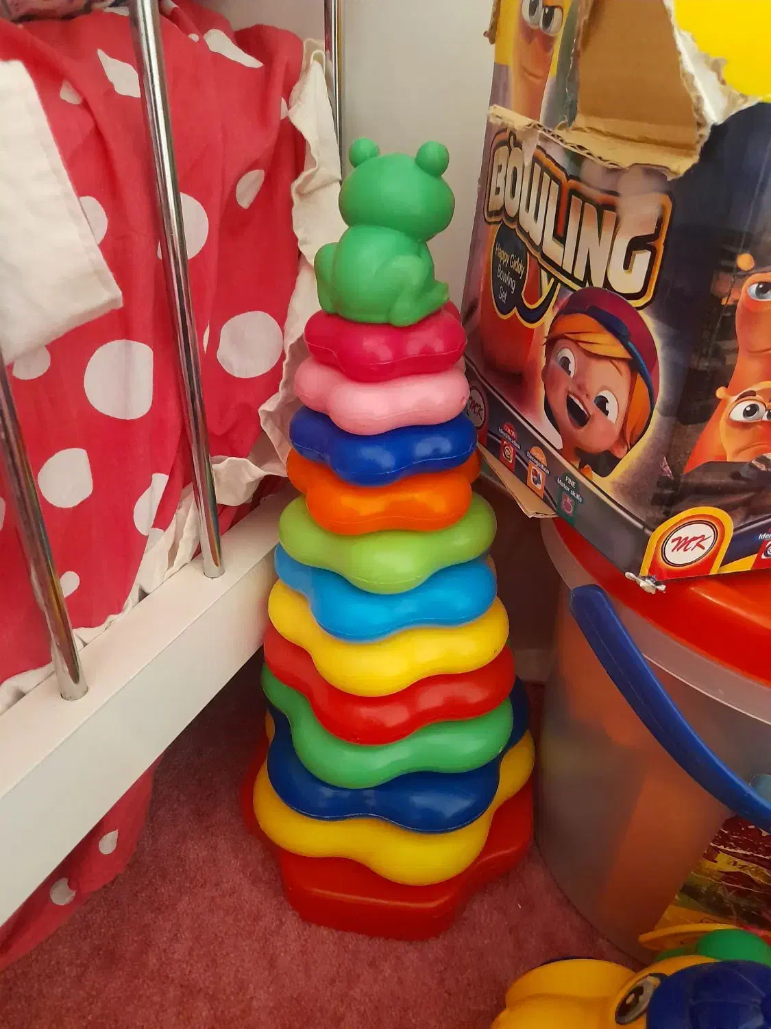 اسباب بازی بچه|اسباببازی بچه|هشتگرد, فاز ۲ مهستان|دیوار