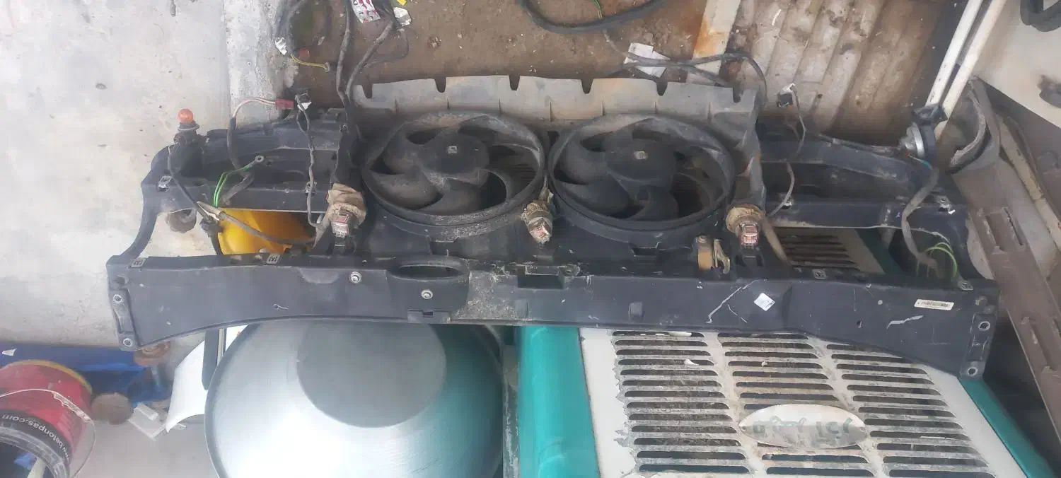 سینی فن کامل .اسکلت صندلی.درب پارس|قطعات یدکی و لوازم جانبی|کرمانشاه, |دیوار