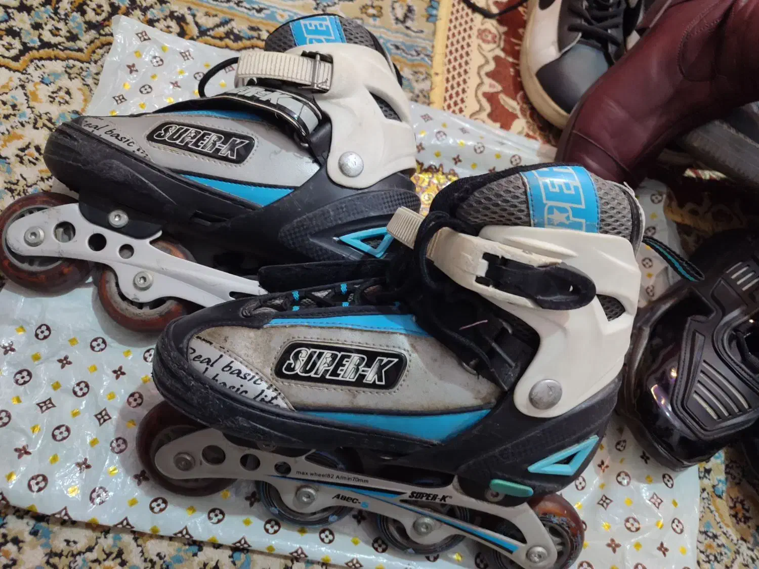 اسکیت تا سایز 40|دوچرخه، اسکیت، اسکوتر|تهران, باغ خزانه|دیوار