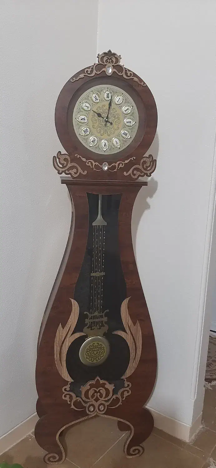 تابلو فرش و ساعت|تابلو فرش|شاهین‌شهر, فردوسی|دیوار