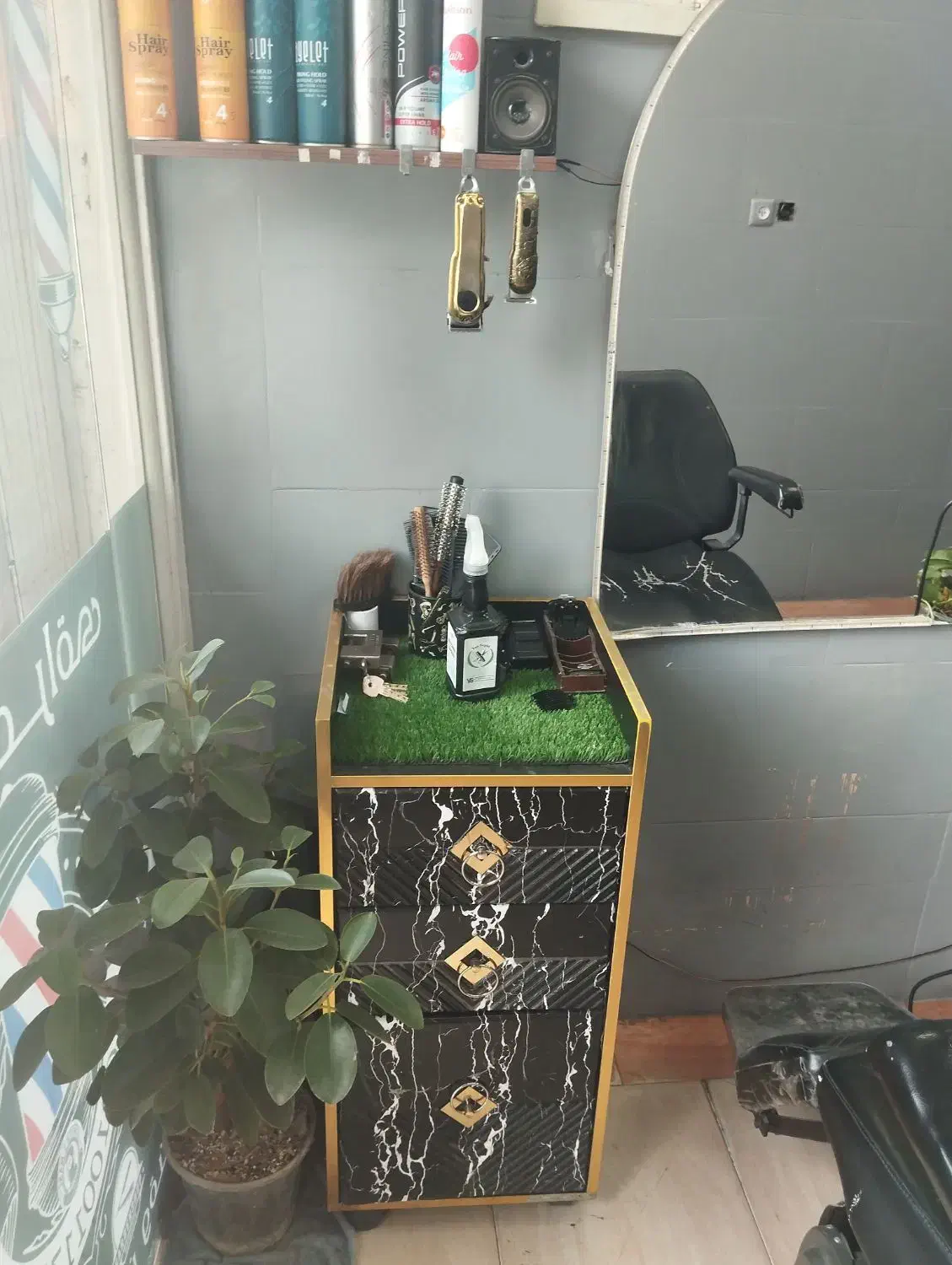 واگذاری آرایشگاه مردانه|اجارهٔ مغازه و غرفه|قم, زنبیل آباد|دیوار