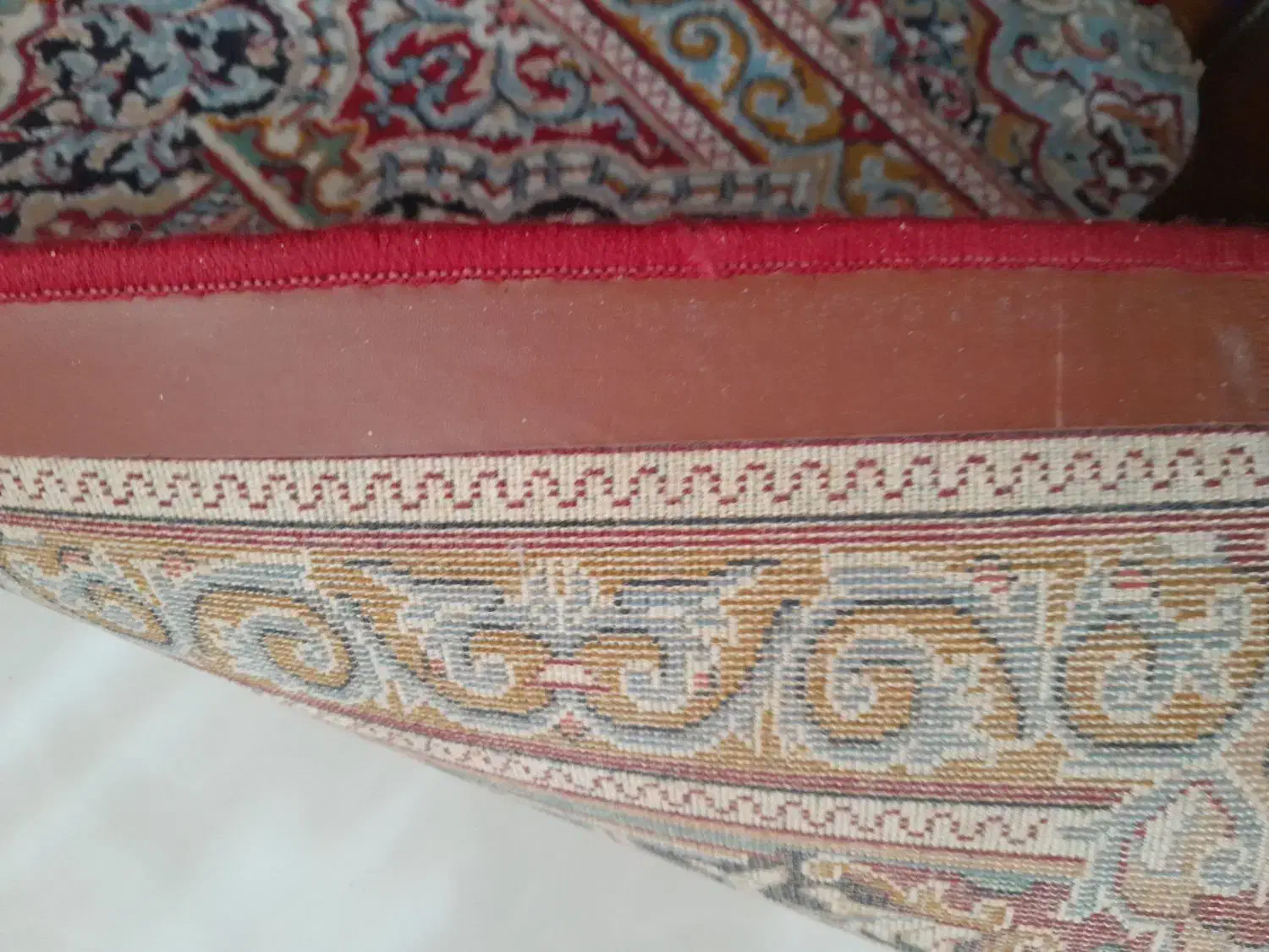 فرش ۱۲ متری ستاره کویر یزد|فرش|شاهین‌شهر, شهرک گلدیس|دیوار