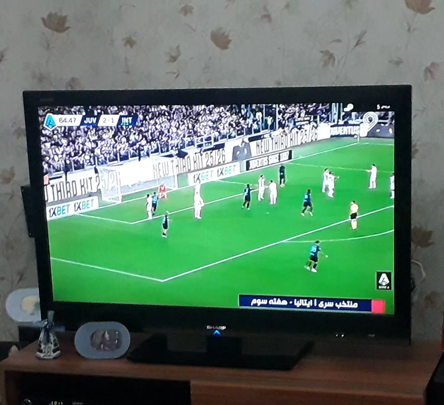 تلویزیون ۴۲ اینچ شارپ AQuos + سینمای خانگی|تلویزیون و پروژکتور|رشت, گلسار|دیوار