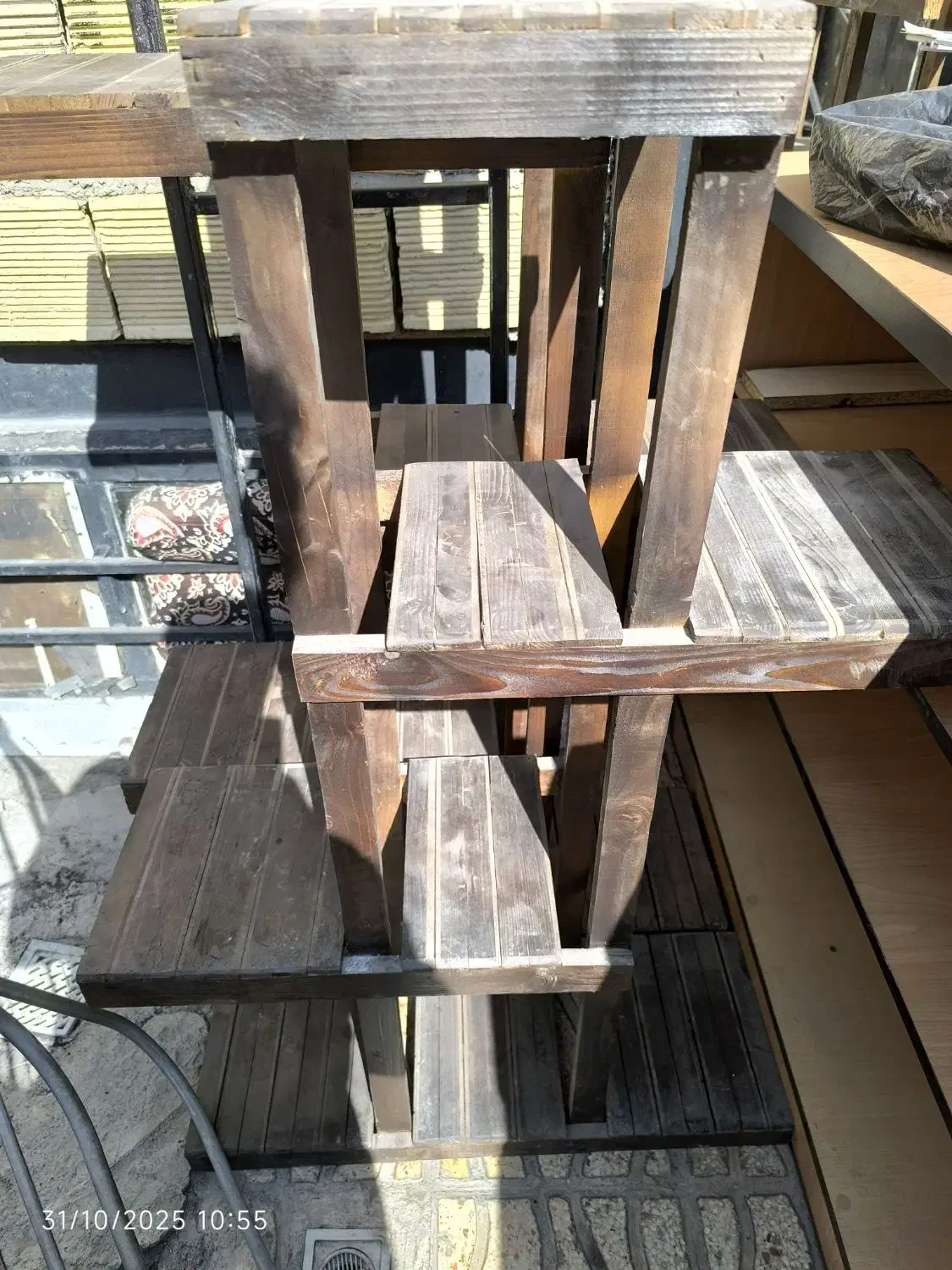 استند گل|گل و گیاه طبیعی|فولادشهر, B2|دیوار