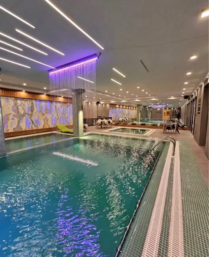 برج باغ fullمشاعات/ازگل/گلزار/برند و مدرن