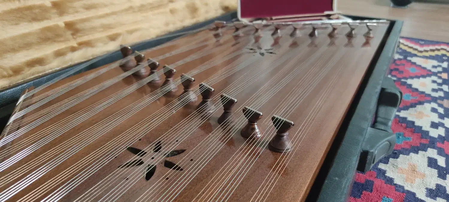 سنتور چوب گردو با مهر سنتور ایرانی|سازهای سنتی|تهران, گلستان (شهرک راه آهن)|دیوار