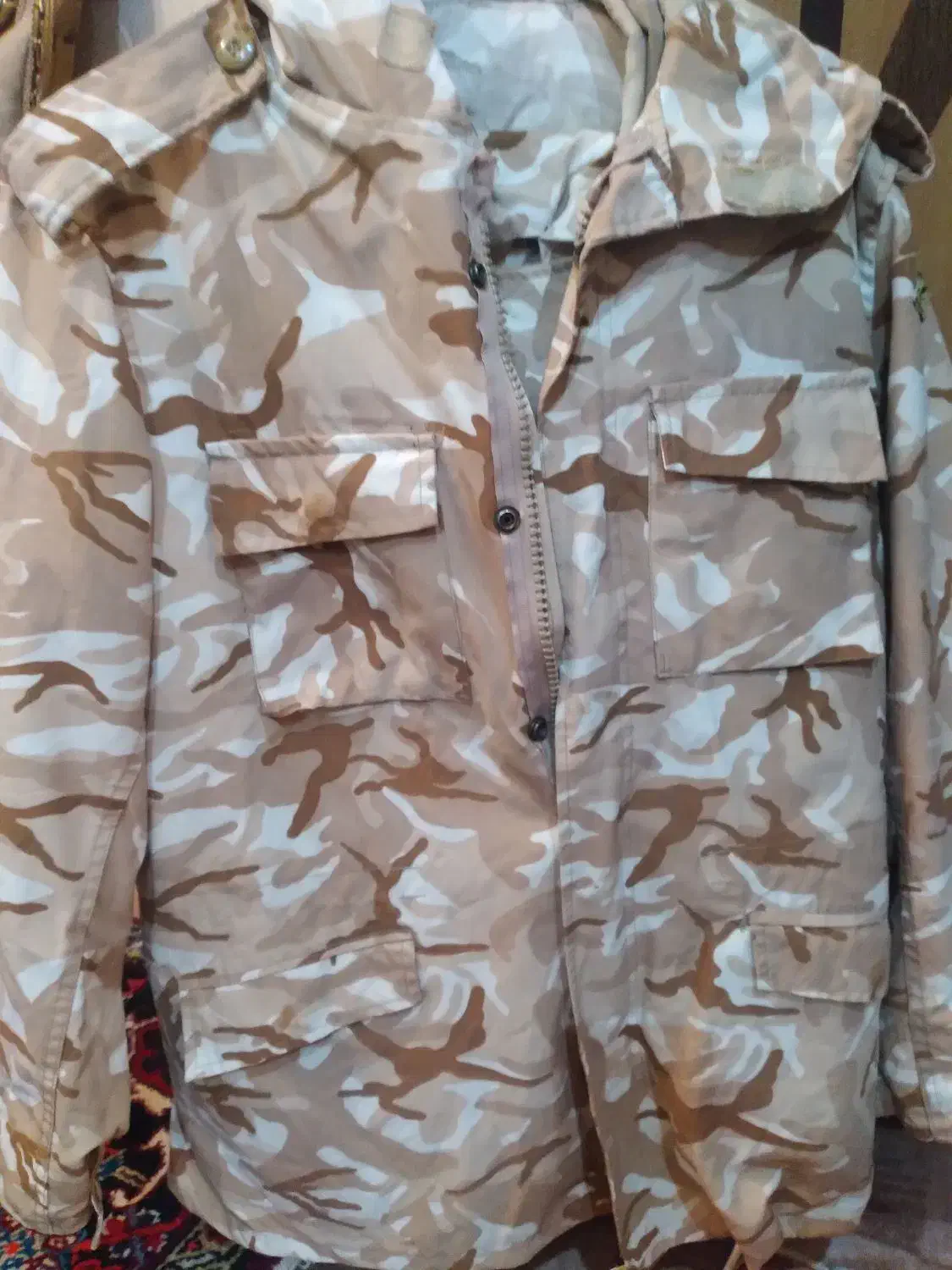 لباس سربازی|لباس|تبریز, |دیوار