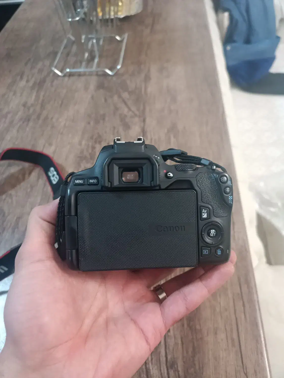 دوربین ۲۵۰ d  کنون|دوربین عکاسی و فیلم‌برداری|تهران, شوش|دیوار