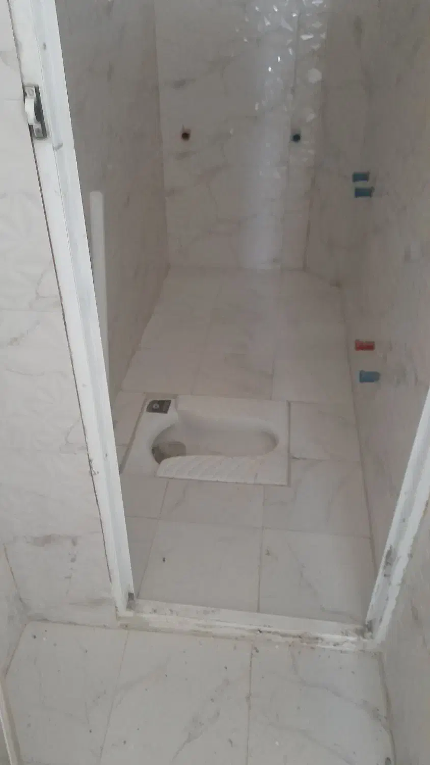 دیوارچینی سیمان کاری کاشی کاری ولوله کشی|خدمات پیشه و مهارت|همدان, |دیوار