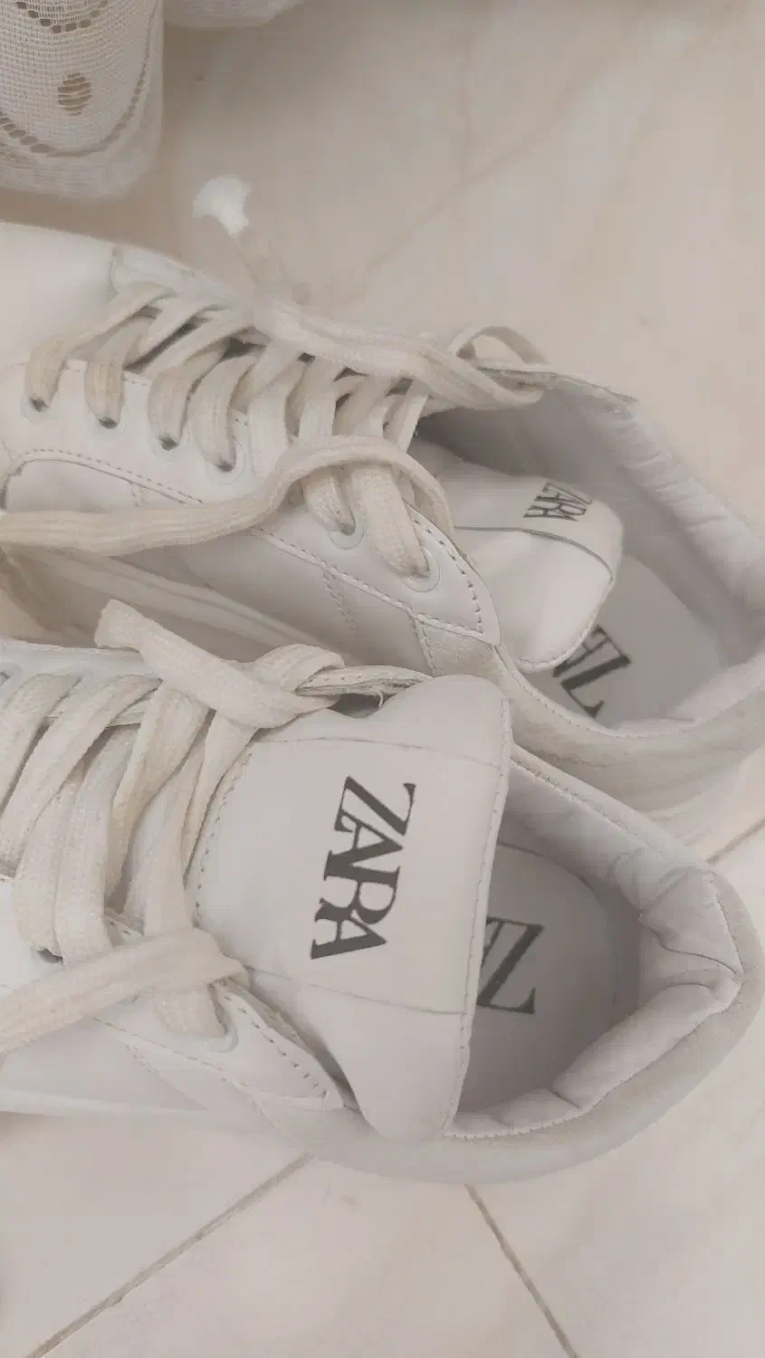 کفش اسپرت دخترانه|کیف، کفش، کمربند|شاهین‌شهر, شهرک هشت بهشت|دیوار