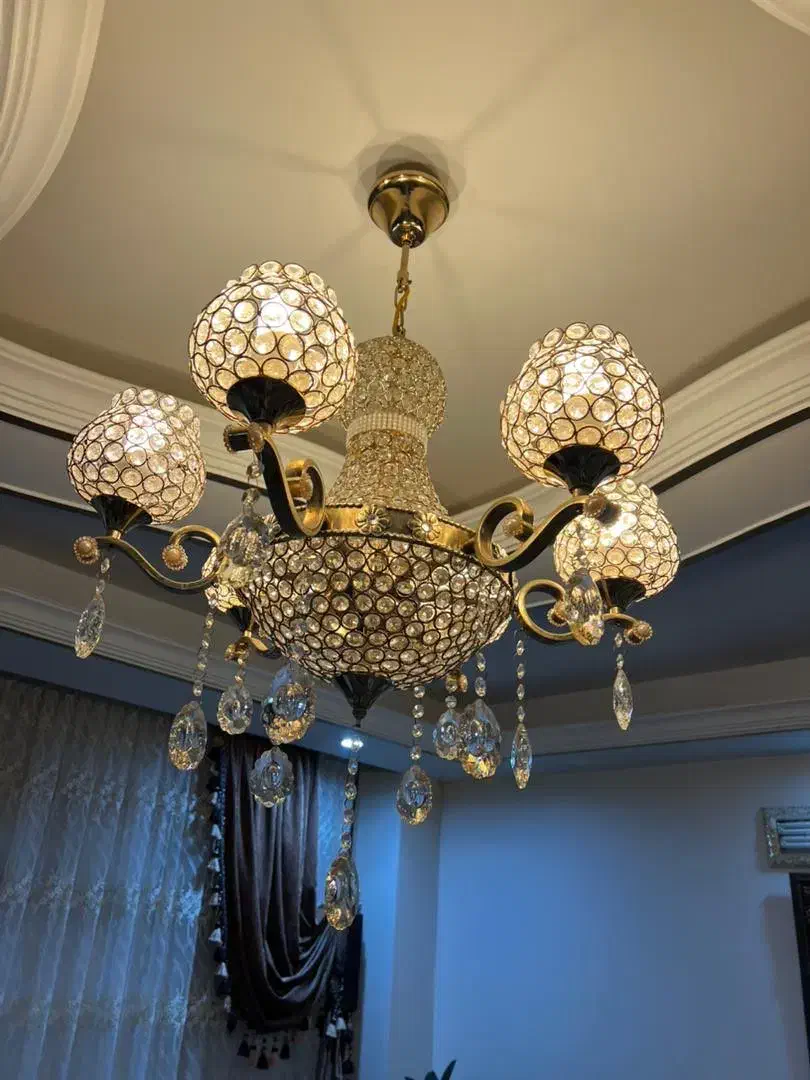 لوستر ۵ شاخه در حد نو|لوستر و چراغ آویز|ری, دیلمان|دیوار