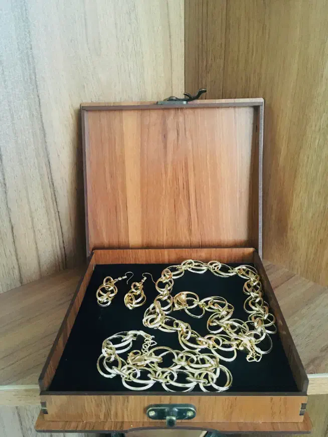 سرویس کامل نوو مشابه طلا|بدلیجات|تهران, ونک|دیوار