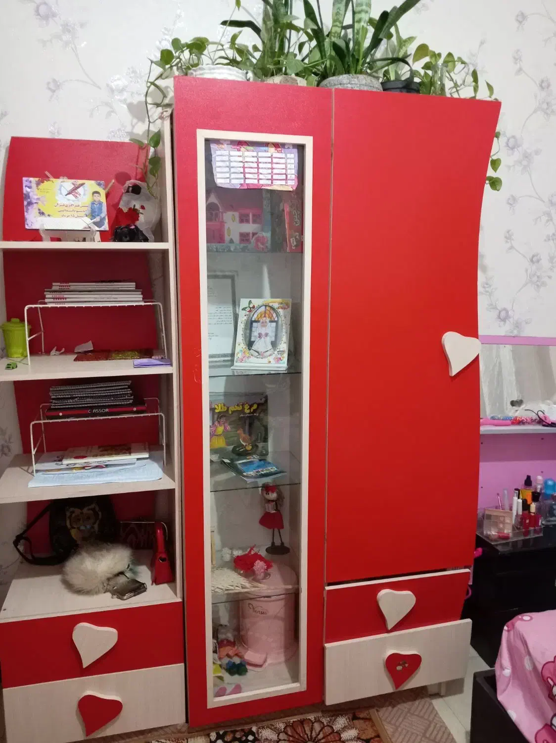 کمد دو تکه|اسباب و اثاث بچه|هشتگرد, شهرک صبا سوله|دیوار