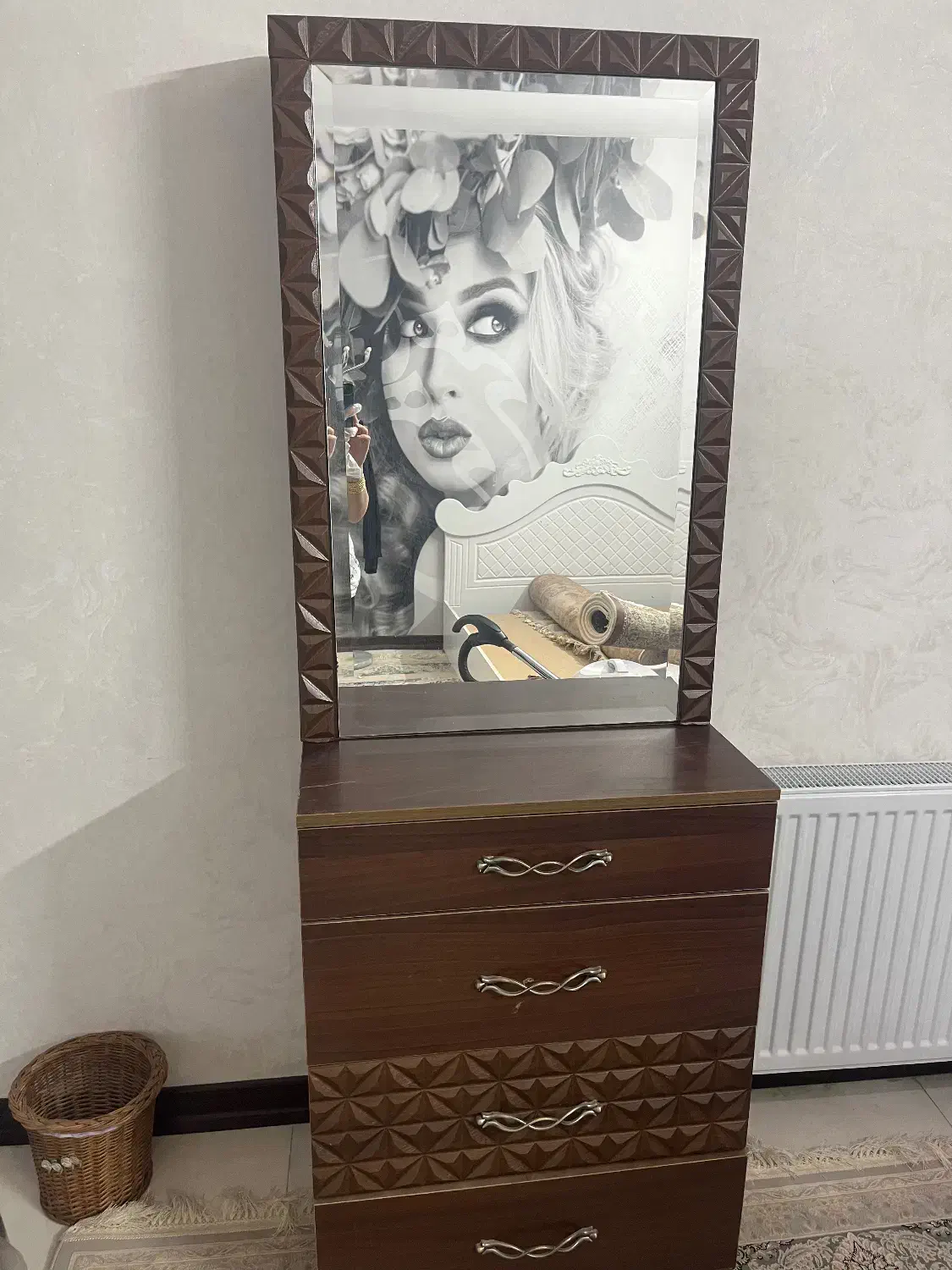 دراور آرایشی|جاکفشی، کمد، دراور|اصفهان, بهارستان|دیوار