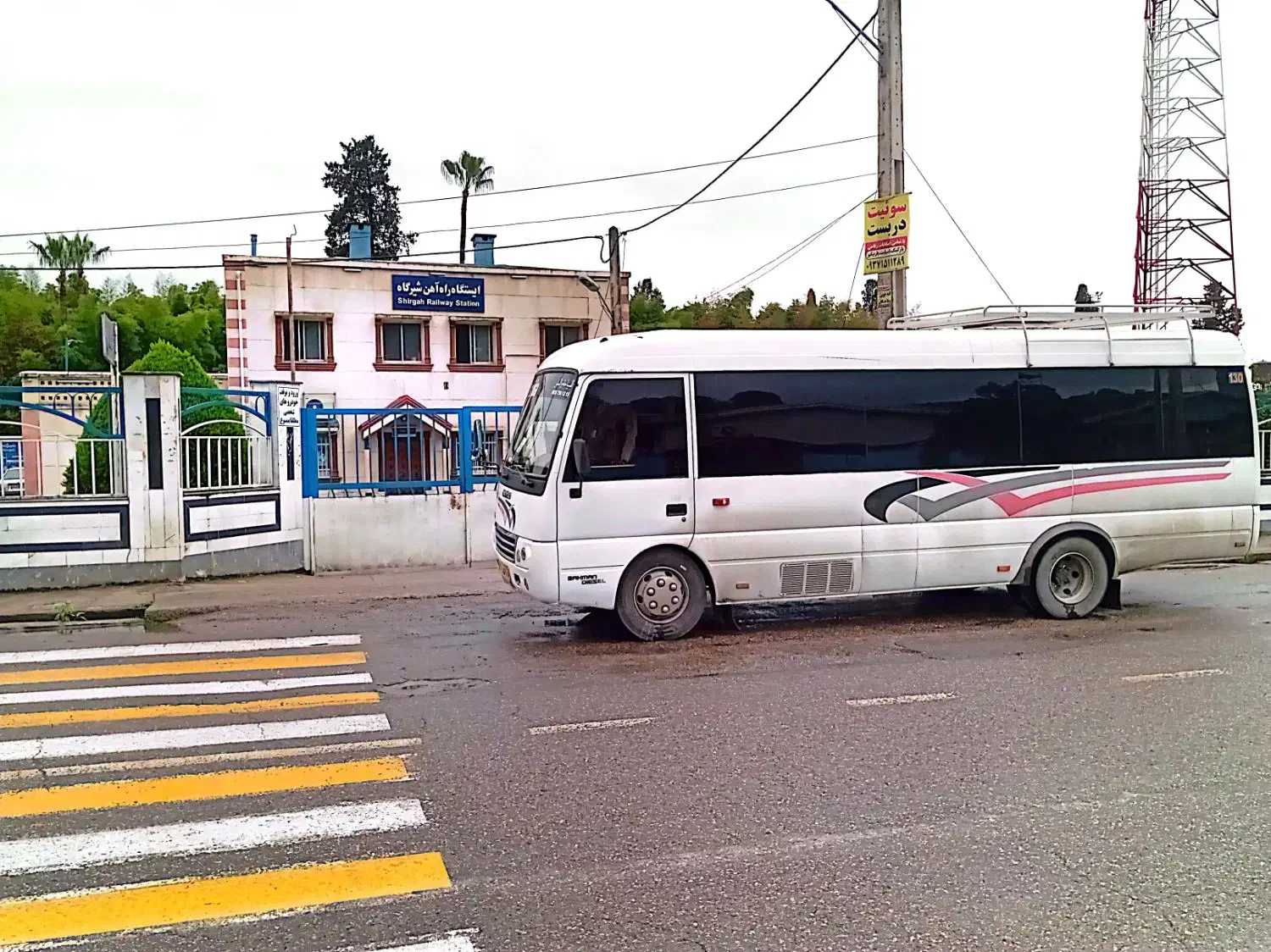 مینی بوس ایسوزو VIP دربستی و پذیرش سرویس|خدمات حمل و نقل|قم, باغ شریفی|دیوار