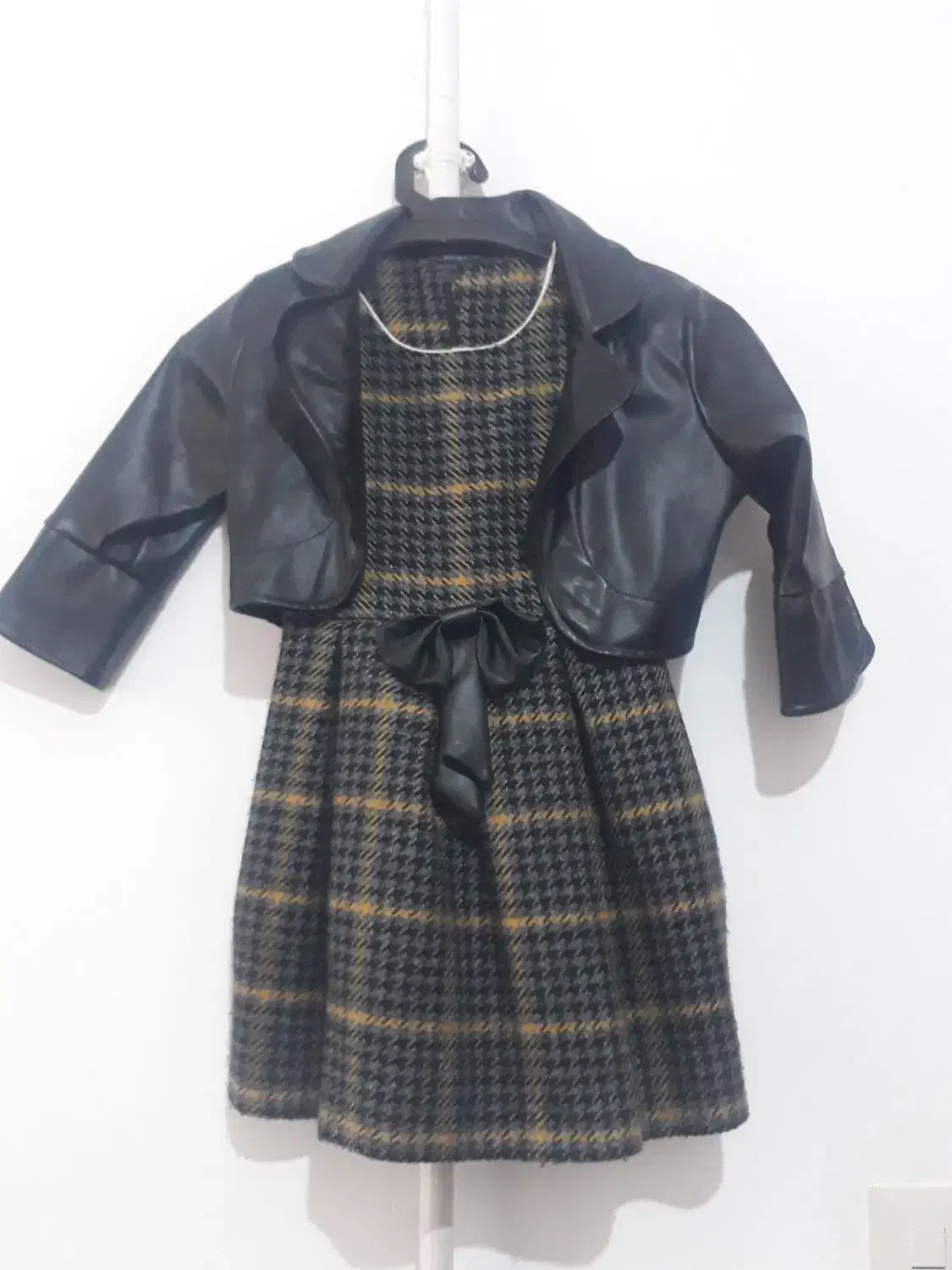 لباسهای دخترانه  شیک  سارافون هودی و شلوار|کفش و لباس بچه|هرسین, |دیوار