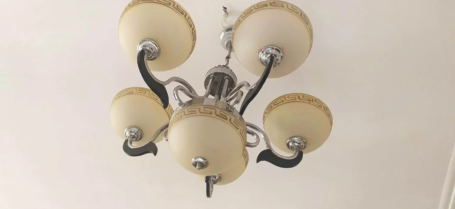 لوستر ورساچه|لوستر و چراغ آویز|بندرعباس, |دیوار