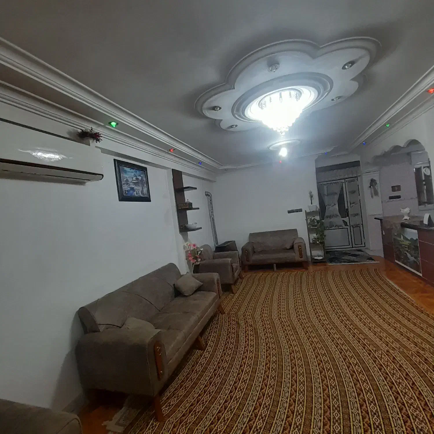 ویلاهدنجباتراس۴۰متریدرماسالوماسوله|اجارهٔ کوتاهمدت ویلا و باغ|ماسال, |دیوار