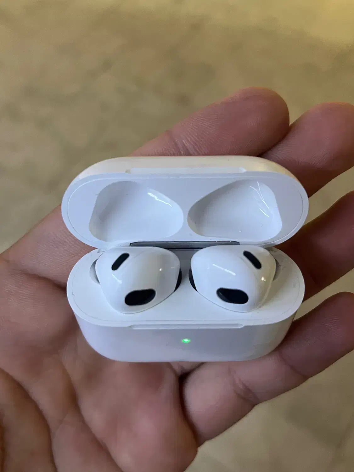 ایرپاد سری ۳|لوازم جانبی موبایل و تبلت|اراک, |دیوار