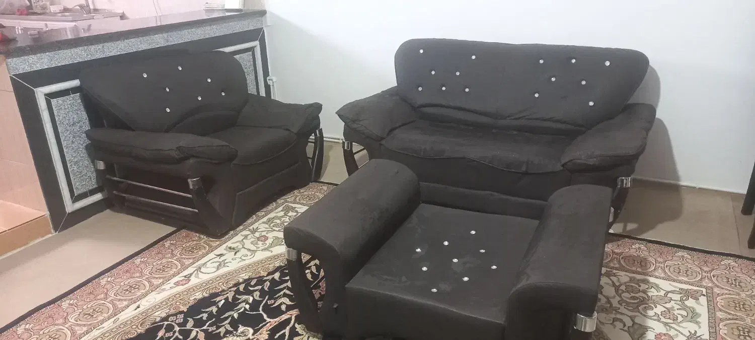 مبل راحتی ۷ نفره مناسب برای دفتر و کارگاه|مبلمان خانگی و میز عسلی|سلماس, |دیوار