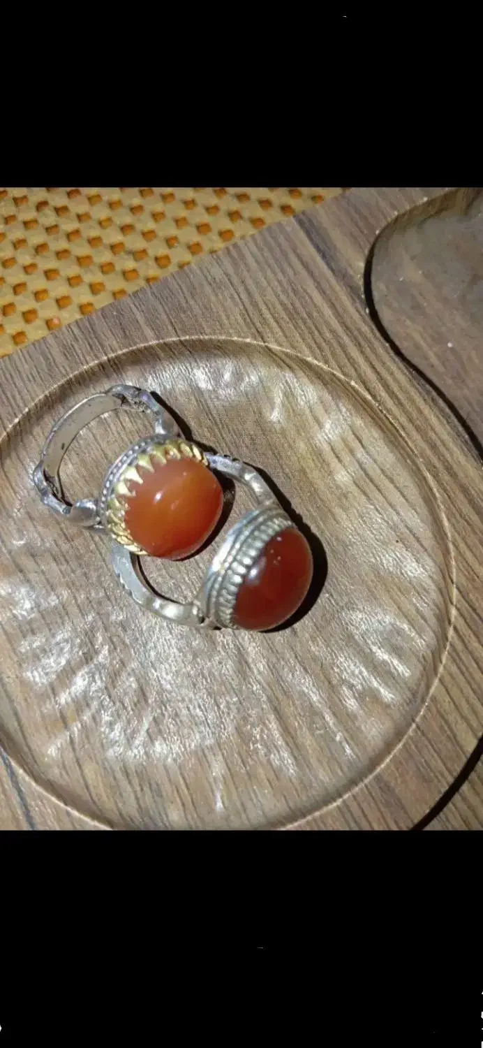 فروش انگشتر وبنام کردن مهره وغیره|کلکسیون اشیاء عتیقه|کرج, جهان‌شهر|دیوار