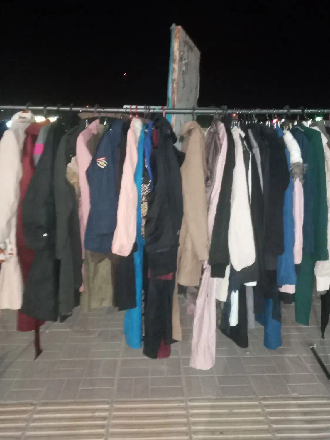 چوب رختی و رگال لوله ای|بندرخت و رختآویز|فولادشهر, مسکن مهر فولادشهر|دیوار