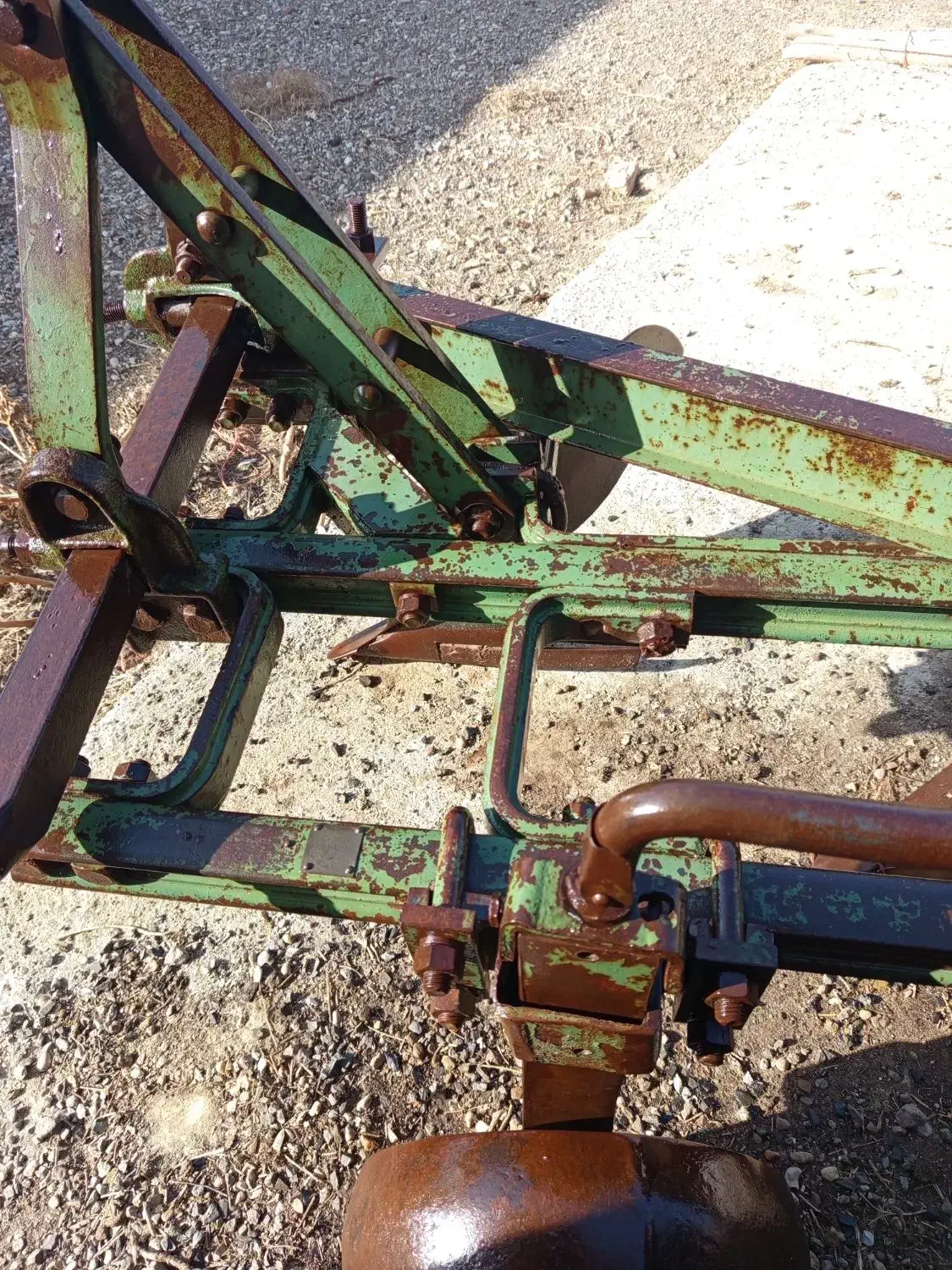 گاو آهن|ابزارآلات|ملکان, |دیوار