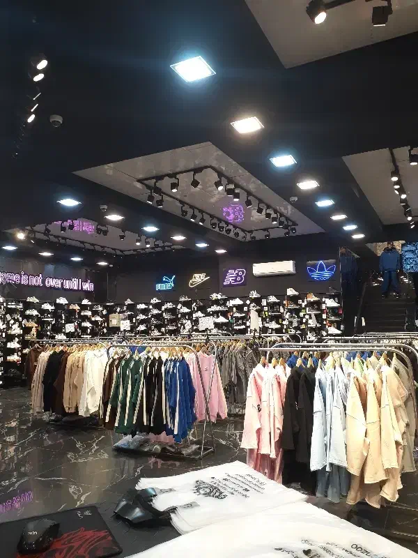 استخدام فروشنده ماهر اقا و خانم|استخدام خدمات فروشگاه و رستوران|مشکیندشت, |دیوار