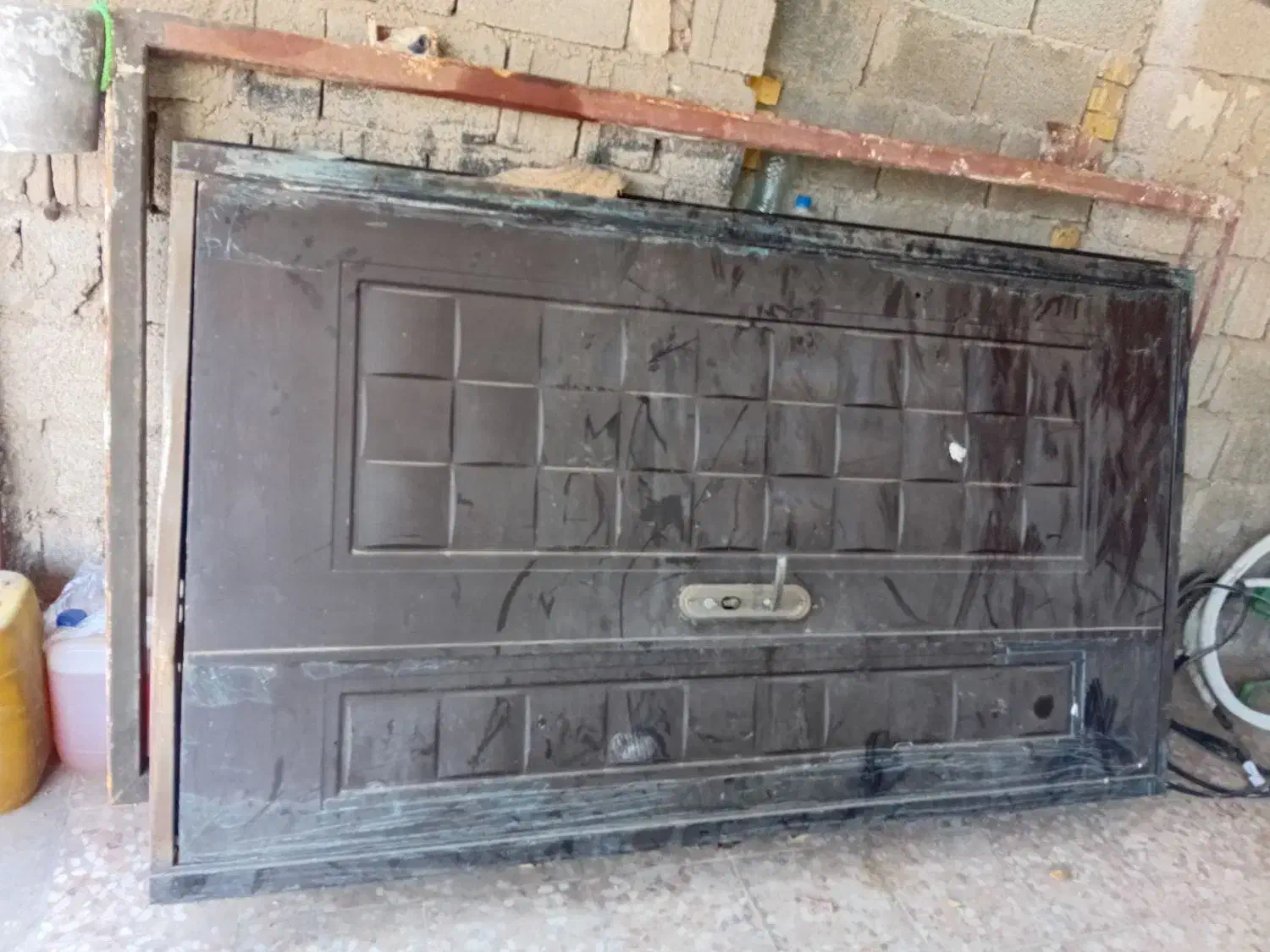 در ضد سرقت تمیز در حد نو|مصالح و تجهیزات ساختمان|ریگ, |دیوار