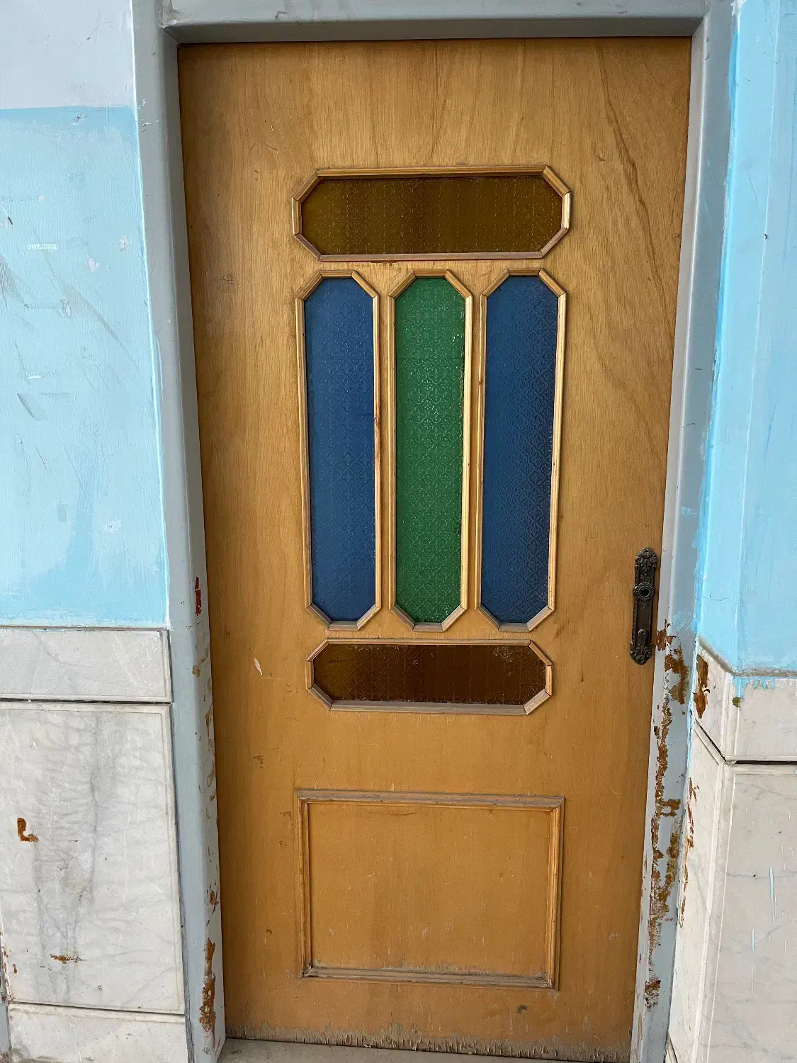 درب قدیمی|مصالح و تجهیزات ساختمان|مبارکه, |دیوار