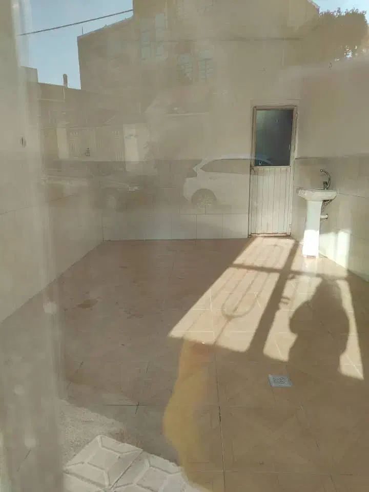 یک باب مغازه برای هر صنف یا انیاری ا|اجارهٔ مغازه و غرفه|اشنویه, |دیوار