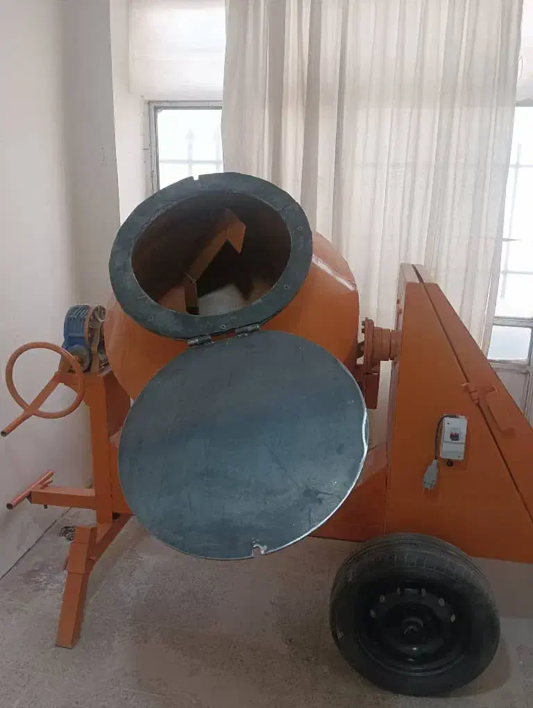 میکسر درب دار|ماشین‌آلات صنعتی|مشهد, سناباد|دیوار