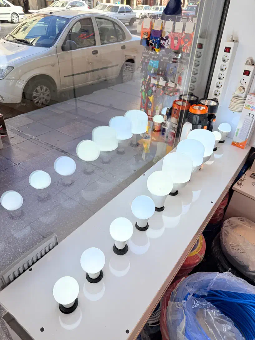 لامپ های حبابی و استوانه در انواع وات ها|لامپ و چراغ|اهواز, طالقانی|دیوار