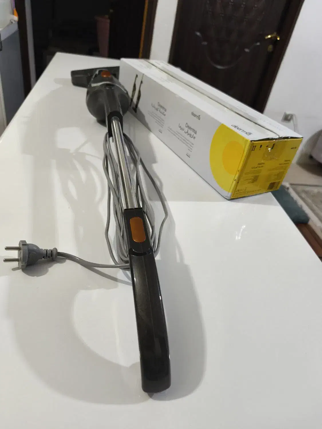 جارو برقی ، میز تلویزیون ، کریر ،میز و گل میز|میز تلویزیون|شیراز, شهرک گلستان شمالی|دیوار