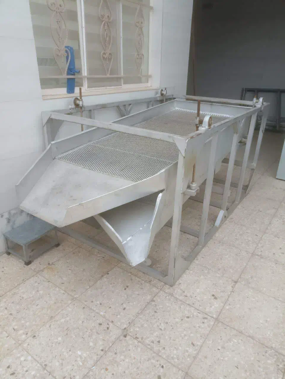 غربال سه طبقه|ماشینآلات صنعتی|بجستان, |دیوار