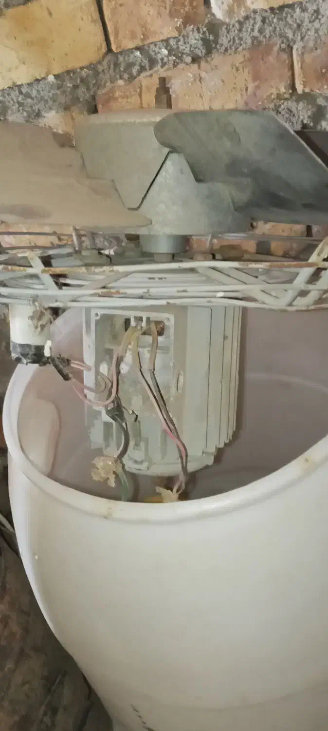 هواکش صنعتی|پنکه و تصفیه‌کنندهٔ هوا|کمیجان, |دیوار