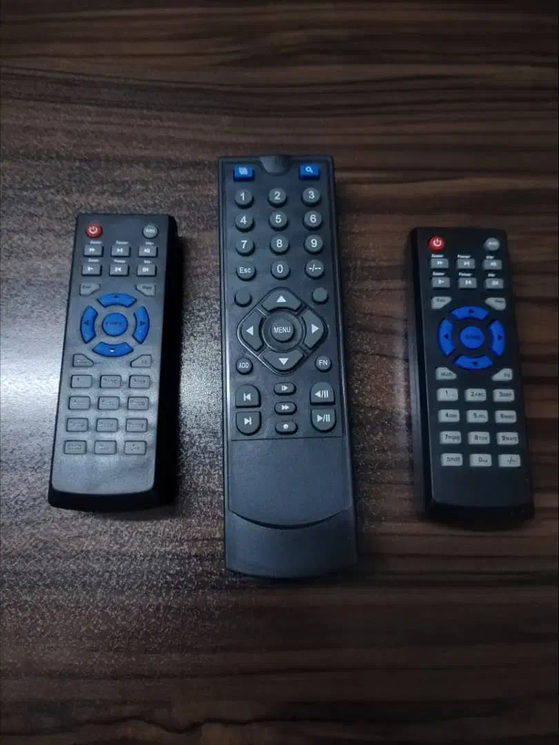 ۳ عدد کنترل|تلویزیون و پروژکتور|اصفهان, خانه اصفهان|دیوار