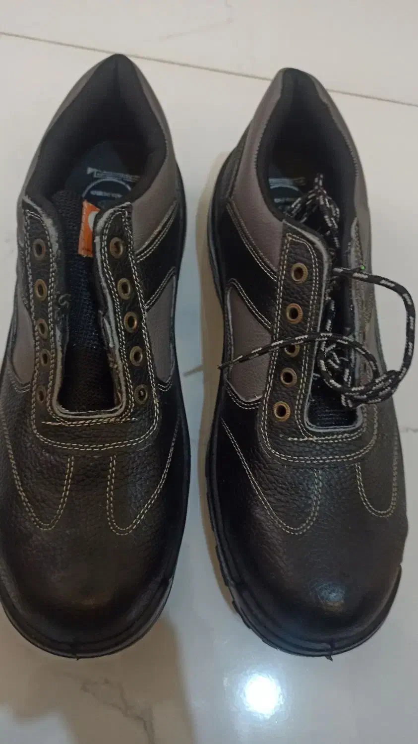 کفش کار ایمنی  نو|کیف، کفش، کمربند|اسلامشهر, مظفریه|دیوار