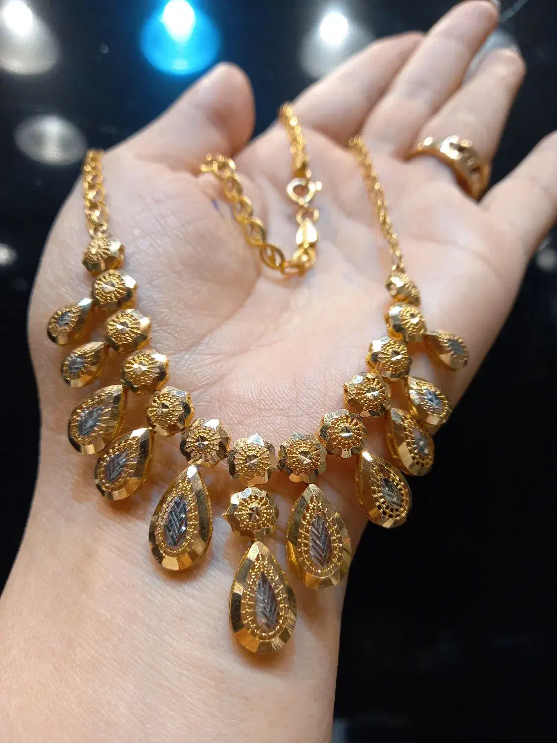 طلا های نو و دست دو النگوها فقط۲درصد|جواهرات|بهبهان, |دیوار