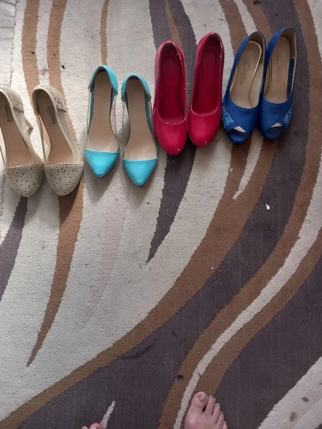 ۴ جفت کفش مجلسی ۳۸ در حد نو|کیف، کفش، کمربند|شیراز, شهرک مهدیآباد|دیوار