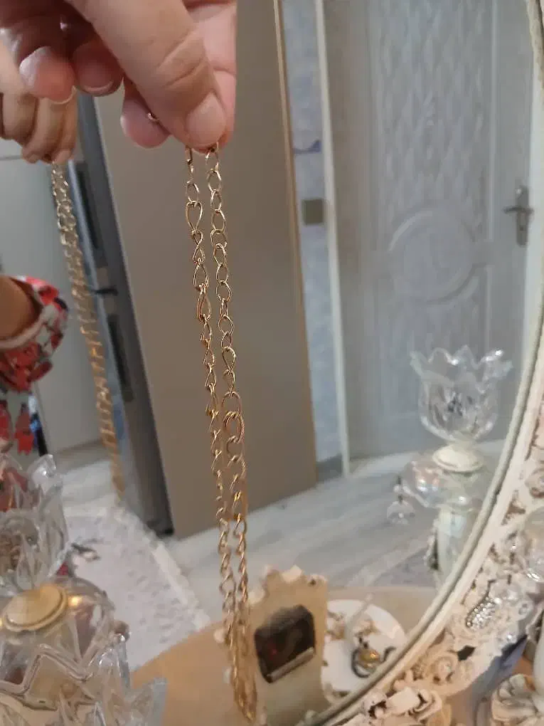 مقداری طلای ۱۸ عیار زنجیر و آویز و انگشتر|جواهرات|اردبیل, |دیوار