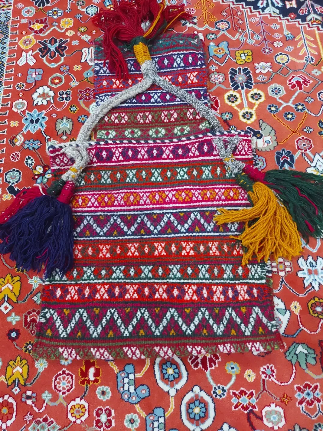 جا نمکی عشایری یا تیوری|گلیم، جاجیم، گبه|یاسوج, |دیوار