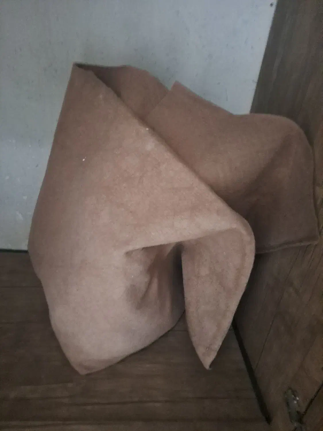 50 متر موکت کبریتی دست دوم در مارلیک|موکت|ملارد, |دیوار