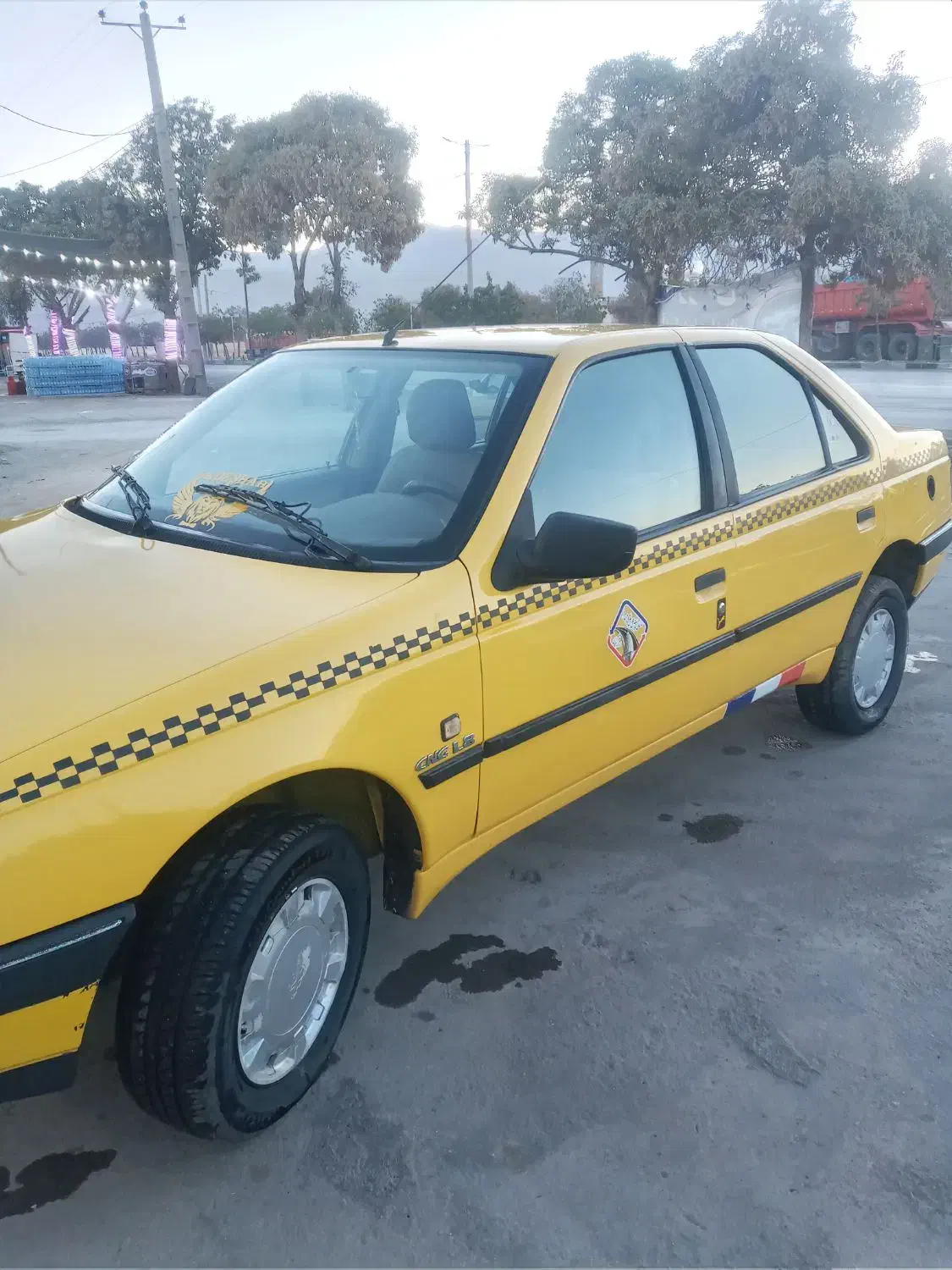 پژو ۴۰۵ تاکسی ۱۳۹۹|خودرو سواری و وانت|بروجرد, |دیوار