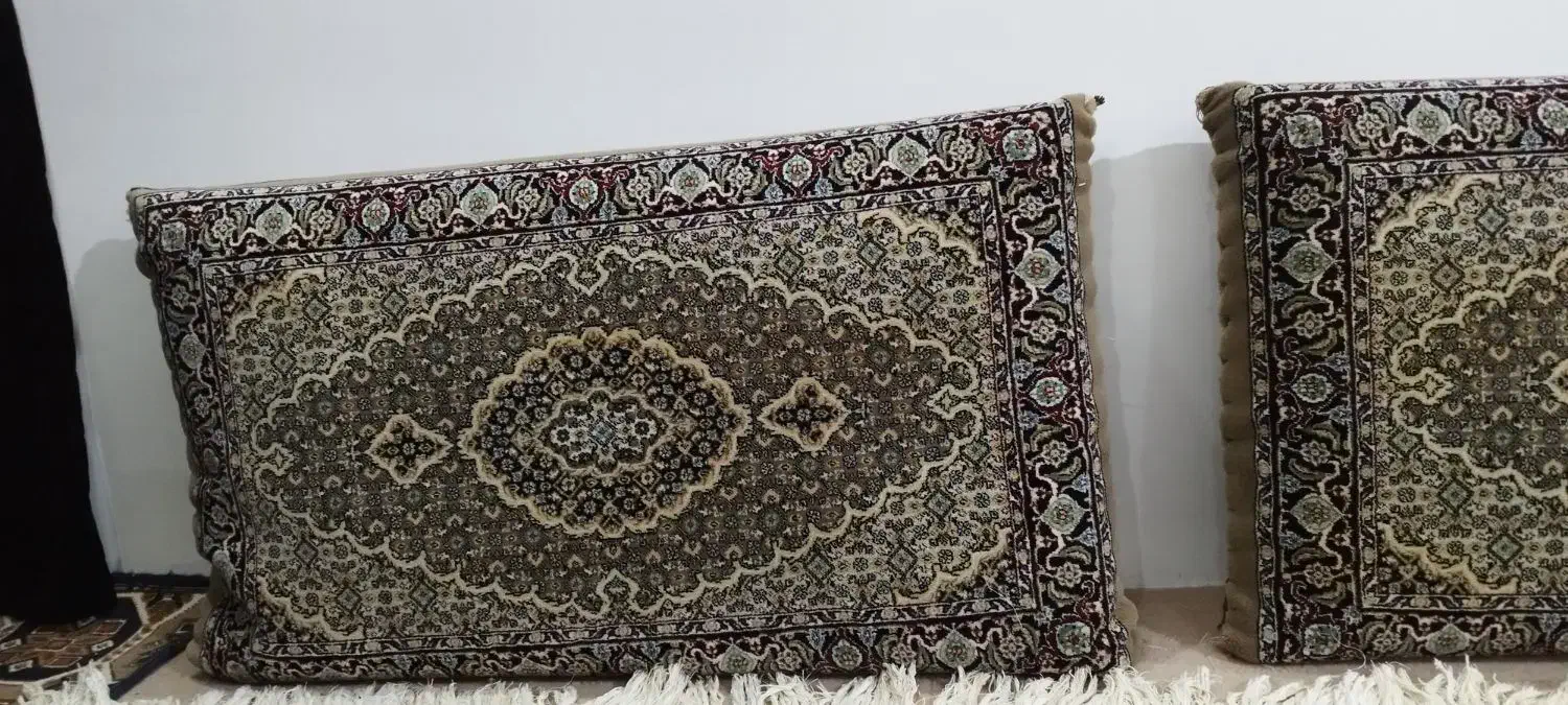 پشتی|پشتی|چناران, |دیوار