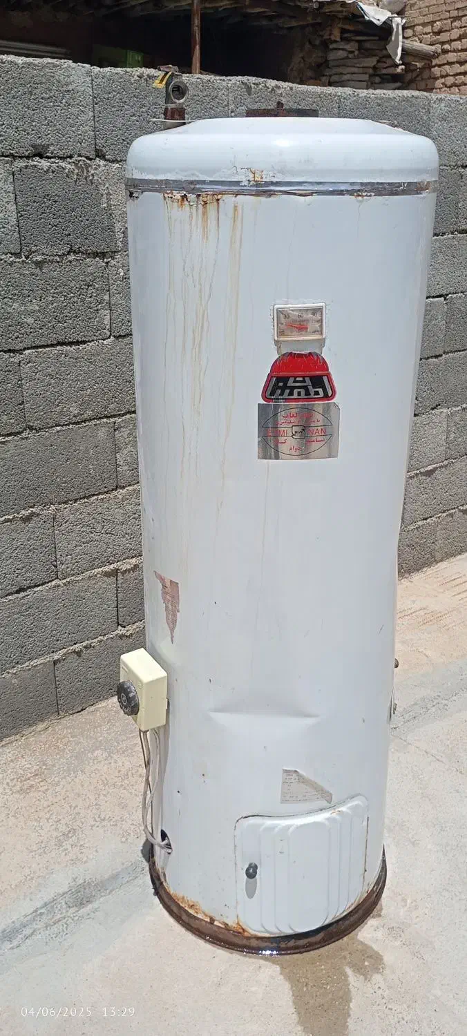 فروش آبگرم کن اطمینان دست دوم|آبگرمکن، پکیج، شوفاژ|لردگان, |دیوار
