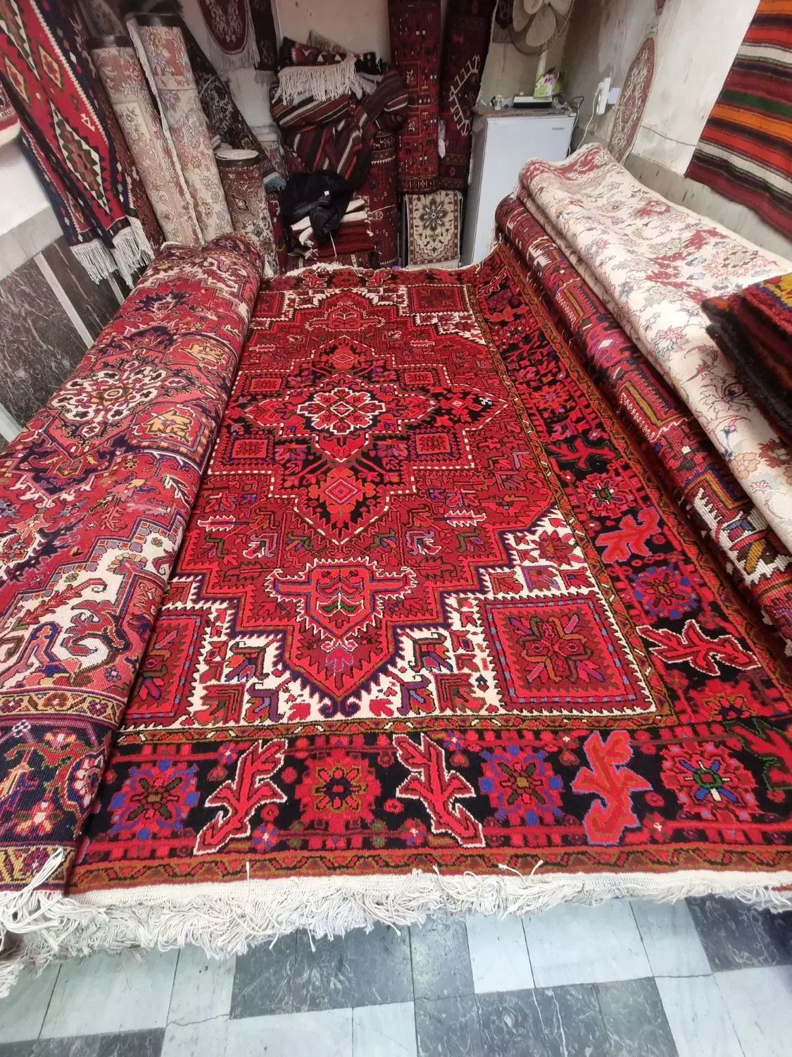 فرش های قدیمی اخر|فرش|مراغه, |دیوار