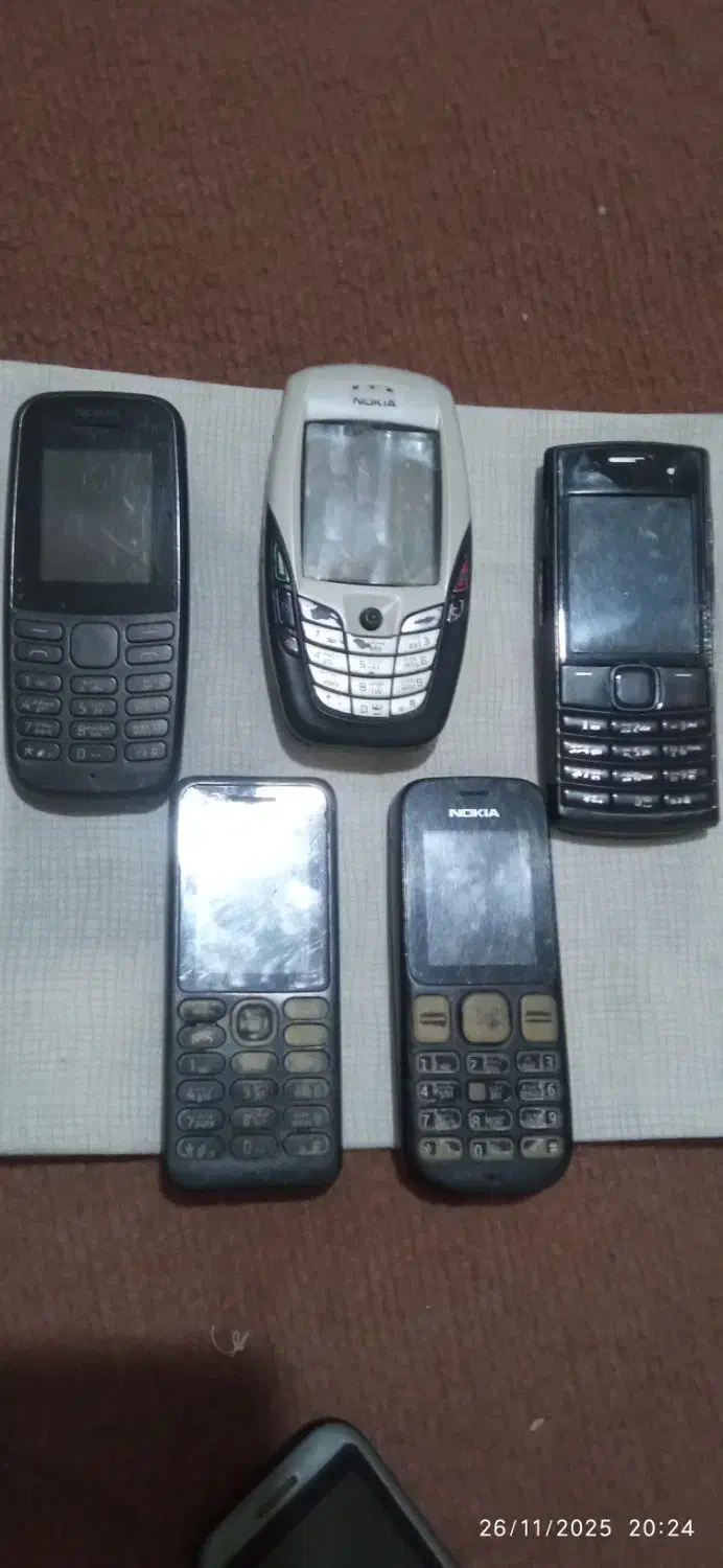 5 عدد گوشی نوکیا ساده و... غیره|موبایل|کرمانشاه, |دیوار