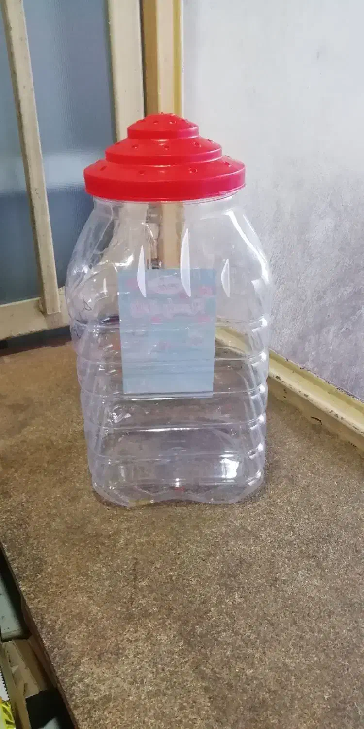 دبه سردار درحد نو بدون بو مال ژله بوده|ظروف نگهدارنده، پلاستیکی، یک‌بارمصرف|جهرم, |دیوار